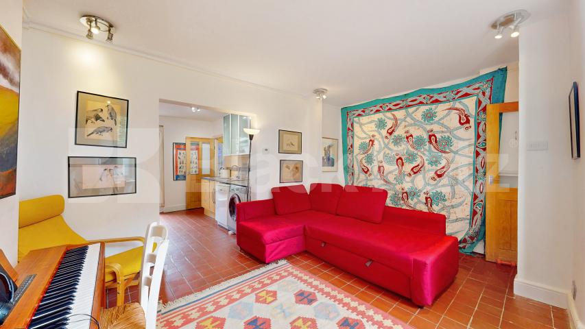 Stunning Apartment With Private Patio Tabor Road, Hammersmith